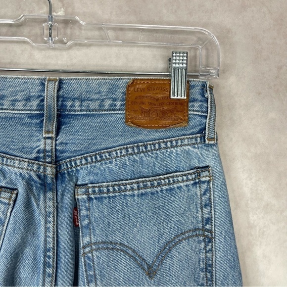 Levi's Wedgie Straight Authentically Yours Light Blue Wash Jeans Women's Size 25 - Picture 7 of 10